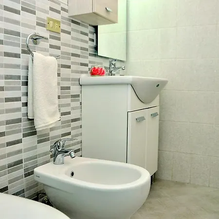 Biloba-gemini Apartment