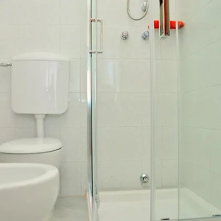 Biloba-gemini Bibione