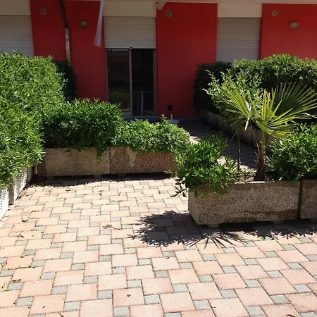 Biloba-gemini Apartment